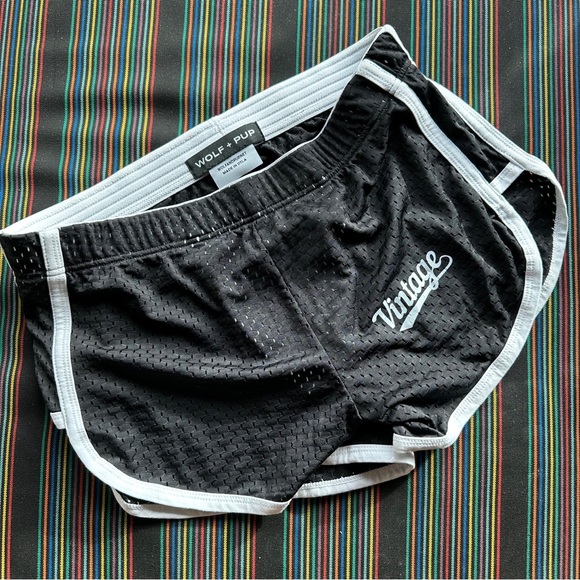 WOLF+PUP Vintage Logo Unisex Shorts - Picture 4 of 5